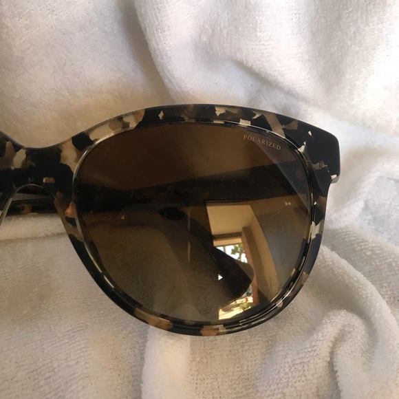 Versace Sunglasses 4246-B - Picture 2 of 8